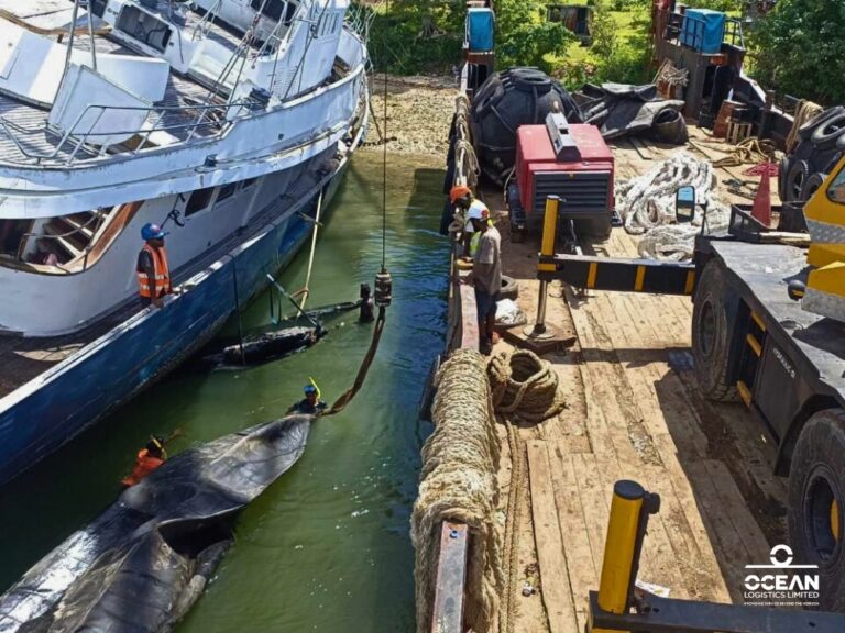 Ocean Logistics Team working on to bring back SV Blue Gold to deep waters. This happened at Sunae Village, Moso Island.