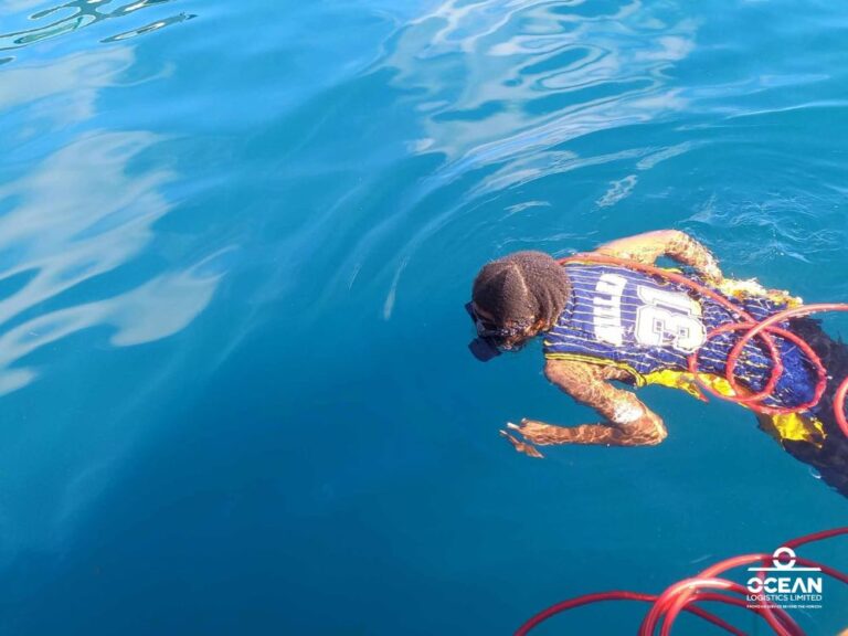 Underwater Inspections using our Hookah Compressor System_4